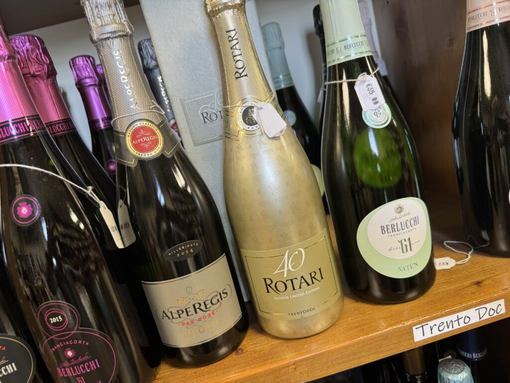 IMG_0597-1024x768 Enoteca Ricciardi, dal 1900 un punto di riferimento a Città di Castello per vino, bevande e ristorazione