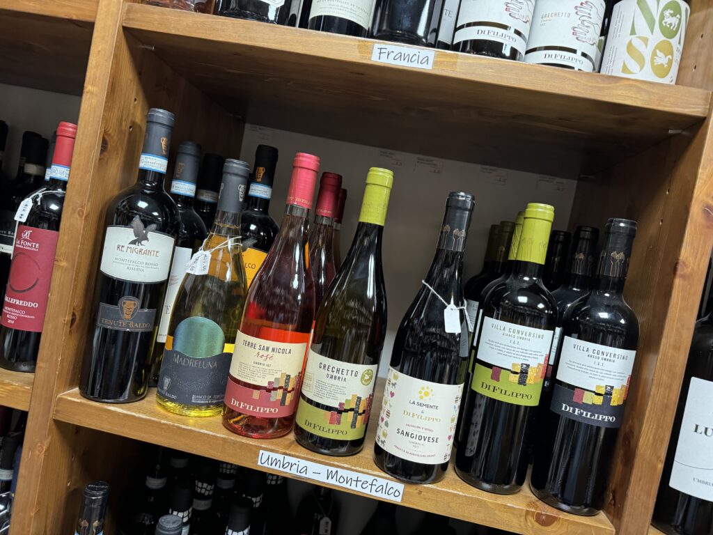 IMG_0601-1024x768 Enoteca Ricciardi, dal 1900 un punto di riferimento a Città di Castello per vino, bevande e ristorazione